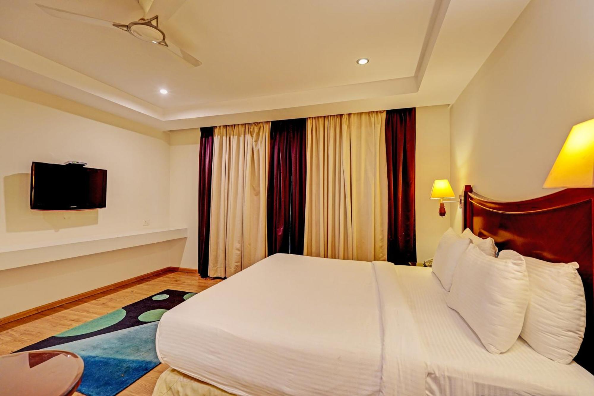 Grand Aerotech 4* New Delhi
